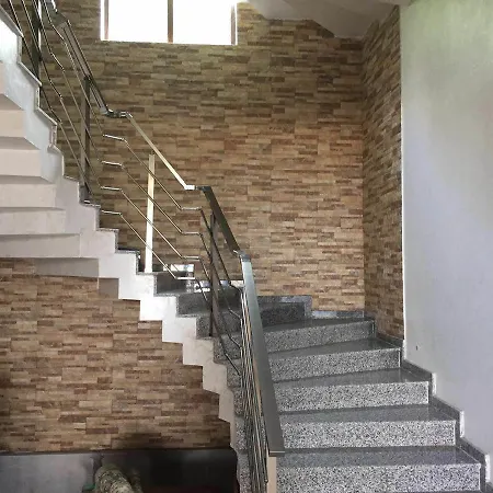 Guguli Guest house